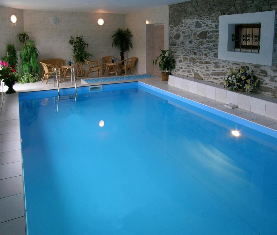 Hotel Klor 도우들레비 외부 사진