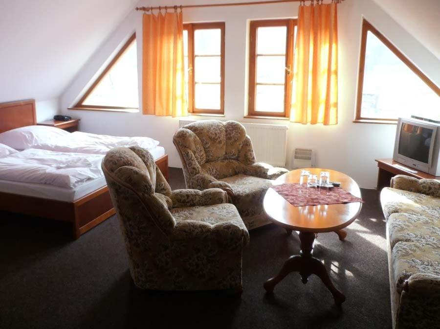 Hotel Klor 도우들레비 객실 사진